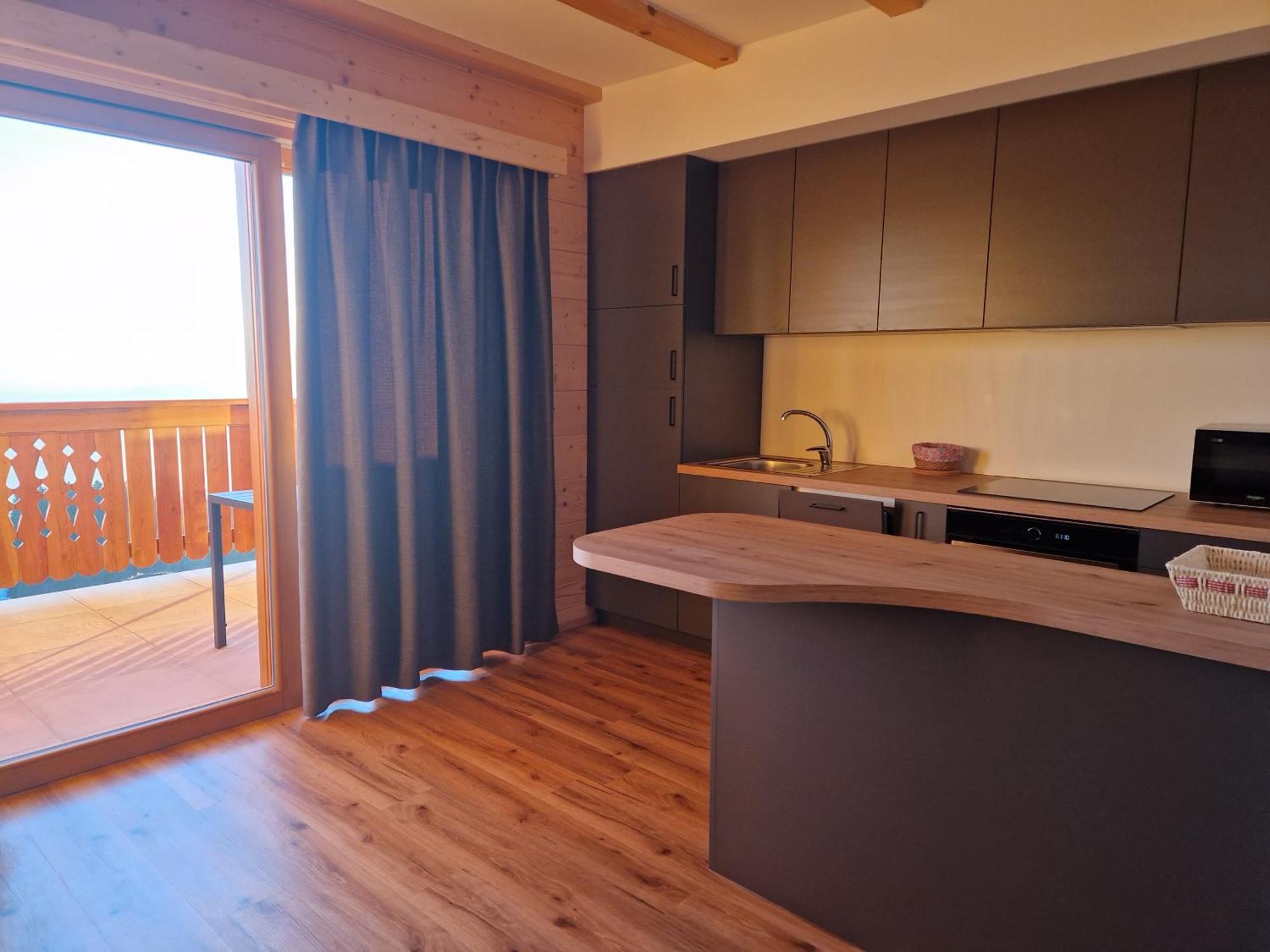 Guest House Pr Ambruzarju & Apartments Cerklje na Gorenjskem Zimmer foto